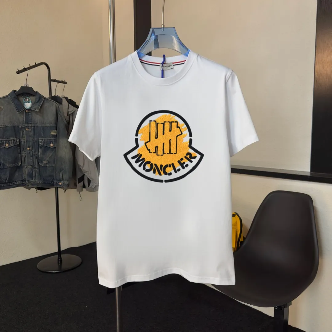 《 ~NFC ~ 》《Moncler~ 》2025New Arrival Quality T , Versatile Quality ！ ‼ 32 250G ‼ ， ， ， ， T 🤪 Sizes：S-M-L-XL-2XL ：Black，White， Same Style